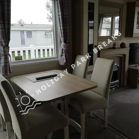 Spacious 3 Bed @ Seal Bay Resort Selsey Exterior photo