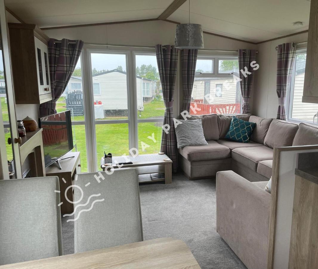 Spacious 3 Bed @ Seal Bay * Selsey